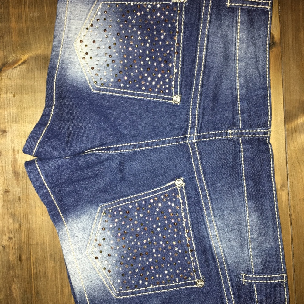 Jean shorts - Picture 2 of 4